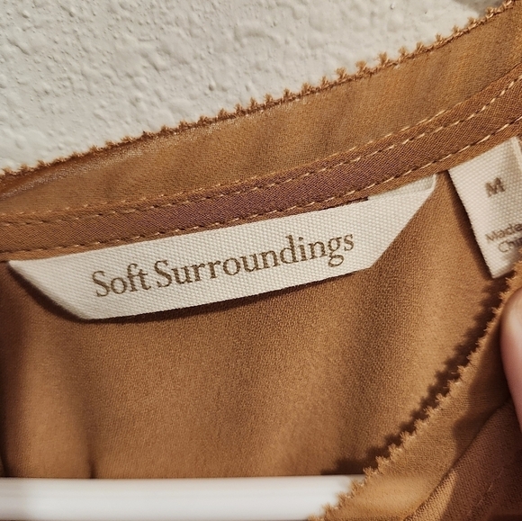 SOFT SURROUNDINGS Deep Tan Sheer Shoulders Tank Brand New! Size Medium - Picture 5 of 8